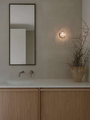 Flo Wall Light