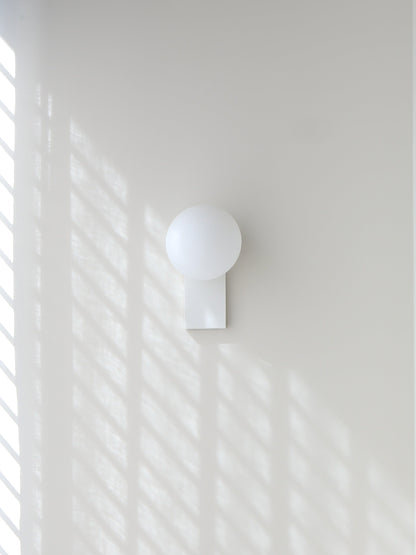 Pluto Wall Light