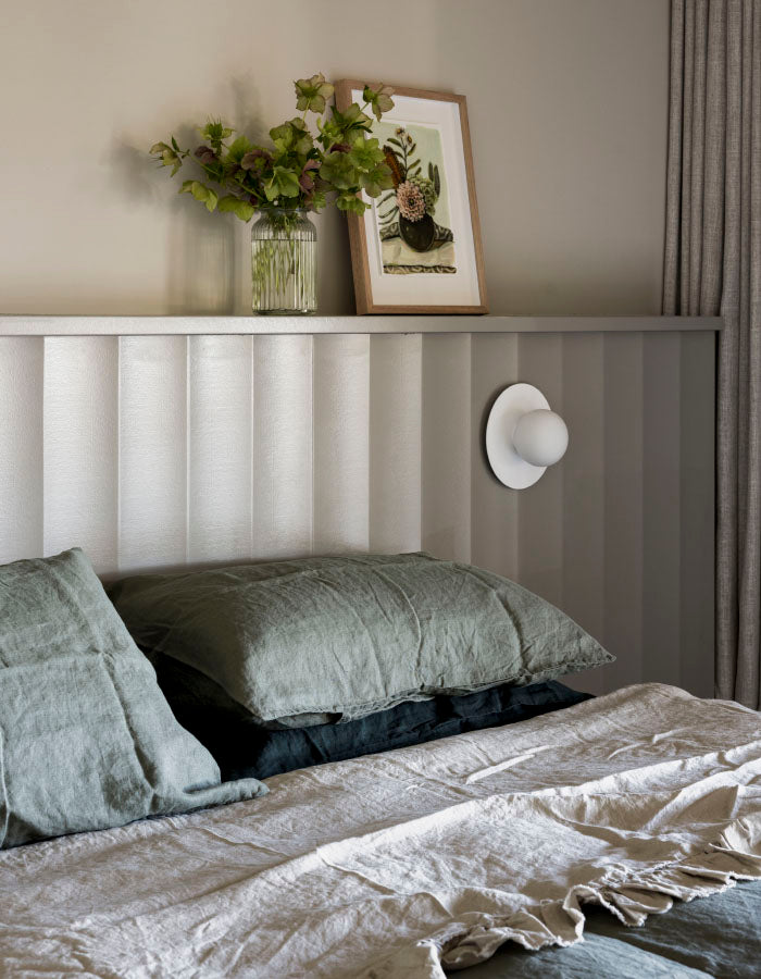 Luna Disc Wall Light