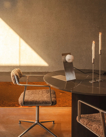 Lean Table Lamp